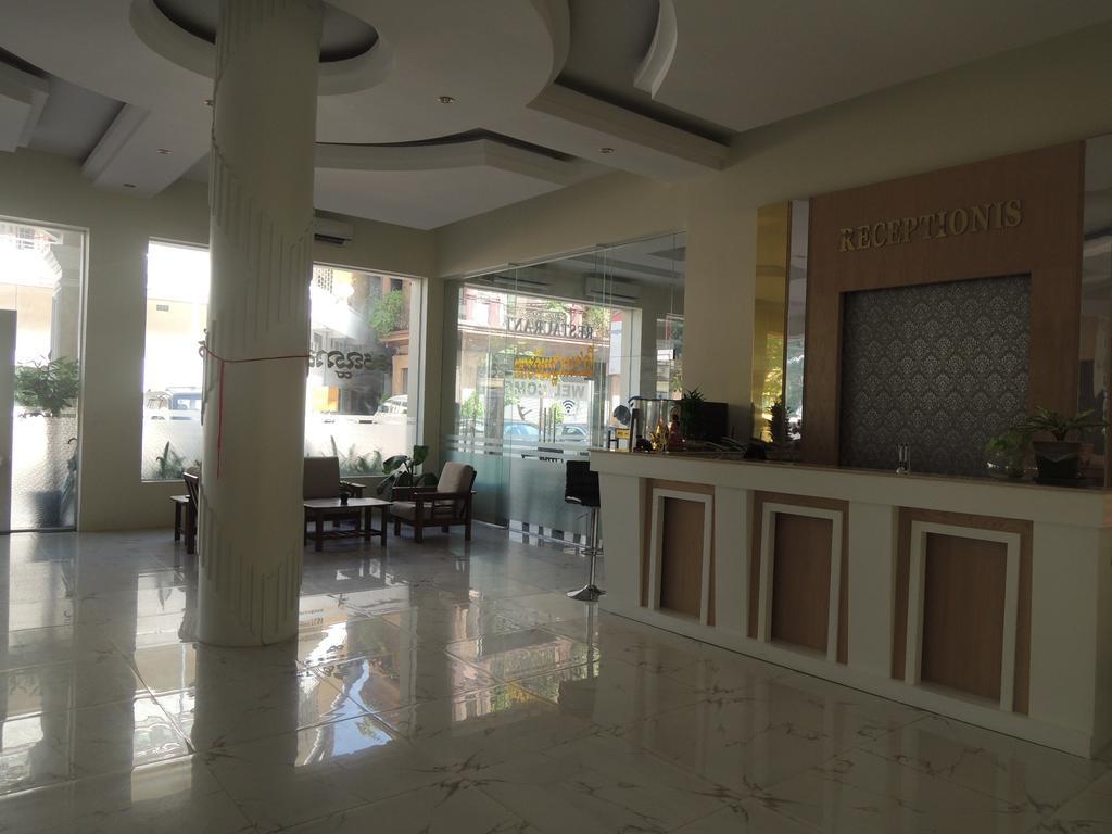Daly Hotel Kampong Cham Zewnętrze zdjęcie